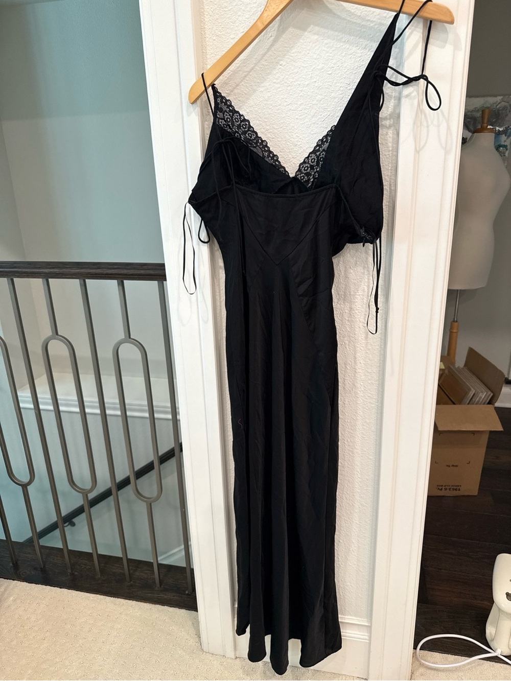 Bardot Black Lace Asymmetric Draped Maxi Slip Dress US 6 M - Picture 4 of 4